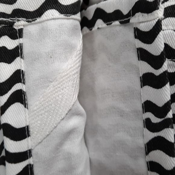 Black White Kitchen Dish Towel Cotton Urban Modern Washable Set - Picture 4 of 5